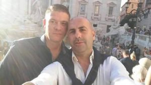 Canicattì, tifosi juventini partiti per Cardiff: saluti in diretta prima della partita (Foto)