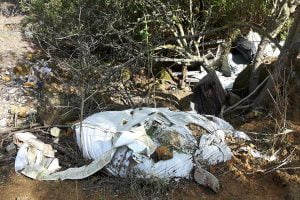 Agrigento, bosco pieno di immondizia: la denuncia dell'Ass. "La Passeggiata degli Dei"