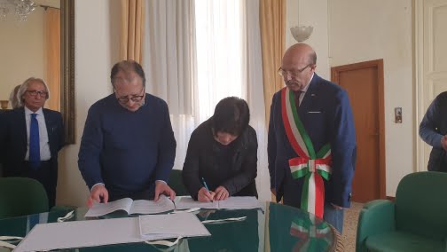 Naro, amministrazione comunale: stabilizzati tutti i precari (Foto) Naro, amministrazione comunale: stabilizzati tutti i precari (Foto)