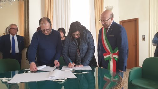 Naro, amministrazione comunale: stabilizzati tutti i precari (Foto) Naro, amministrazione comunale: stabilizzati tutti i precari (Foto)