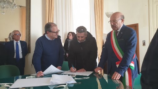 Naro, amministrazione comunale: stabilizzati tutti i precari (Foto) Naro, amministrazione comunale: stabilizzati tutti i precari (Foto)