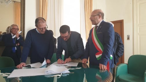 Naro, amministrazione comunale: stabilizzati tutti i precari (Foto) Naro, amministrazione comunale: stabilizzati tutti i precari (Foto)