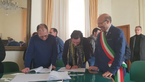 Naro, amministrazione comunale: stabilizzati tutti i precari (Foto) Naro, amministrazione comunale: stabilizzati tutti i precari (Foto)