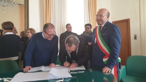 Naro, amministrazione comunale: stabilizzati tutti i precari (Foto) Naro, amministrazione comunale: stabilizzati tutti i precari (Foto)