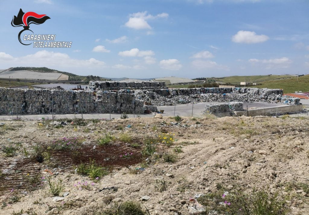 Ravanusa, controlli attività produttive e industriali: sequestrata una discarica (Foto)