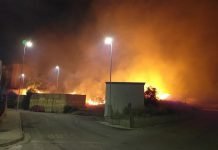 Canicattì,Via Pirandello,Cumuli di rifiuti dati alle fiamme
