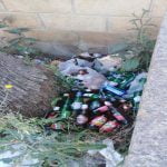 Canicattì, bottiglie di birra e residui di cibo al quartiere Oltreponte: la protesta dei residenti