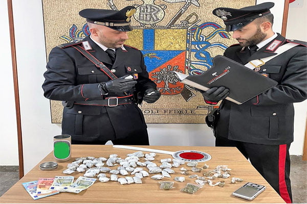 Altofonte-sequestro-droga Altofonte, sequestro droga in casa