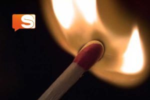 Sicilia, beccata a innescare incendio: arrestata piromane 50enne