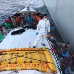 Sicilia, l'altra faccia degli sbarchi a Lampedusa: la Dott.ssa Cristina Messina di Canicattì uno degli operatori sanitari del Cisom( Foto e Video esclusivi)