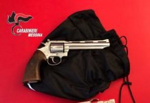Messina, nascondeva sotterrata nel giardinouna pistola rubata :arrestato 46enne Messina-Centro-Sequestro-Pistola