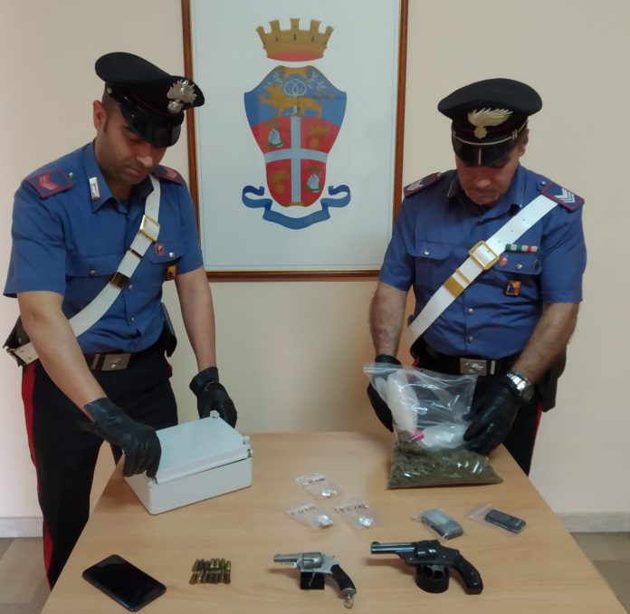 Carabinieri Giampilieri-sequestro-armi-e-droga