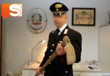 Zappa il terreno e viene arrestato, singolare episodio avvenuto a Mussomeli in provincia di Caltanissetta.