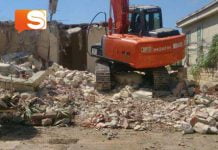 Demolizione a Realmonte