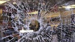 Canicattì, danneggiate finestre della scuola “Pertini”: indagano i Carabinieri