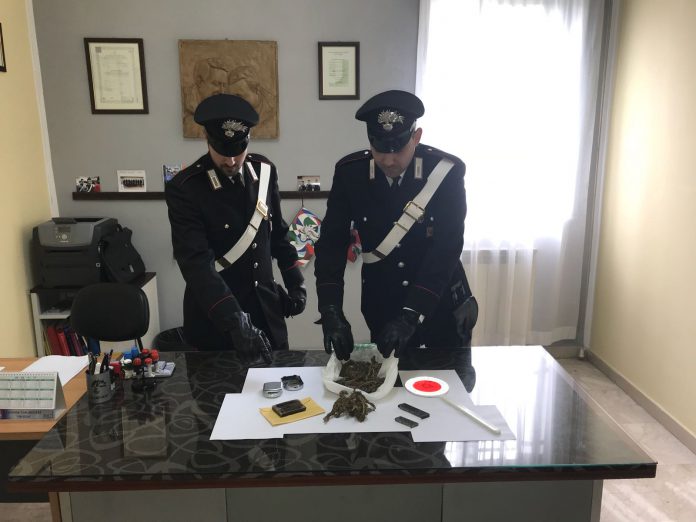 panetto di “Hashish” del peso di oltre 80 grammi
