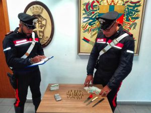 Palermo, sorpreso a spacciare droga: 30enne arrestato dai carabinieri