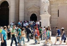 “Nuova estate” per il turismo di settembre in Sicilia: attirano sul web prezzi e località