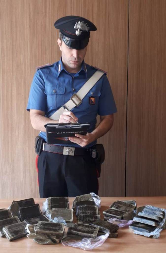 Palermo, arresto per detenzione hashsh Palermo, arresto per detenzione hashsh