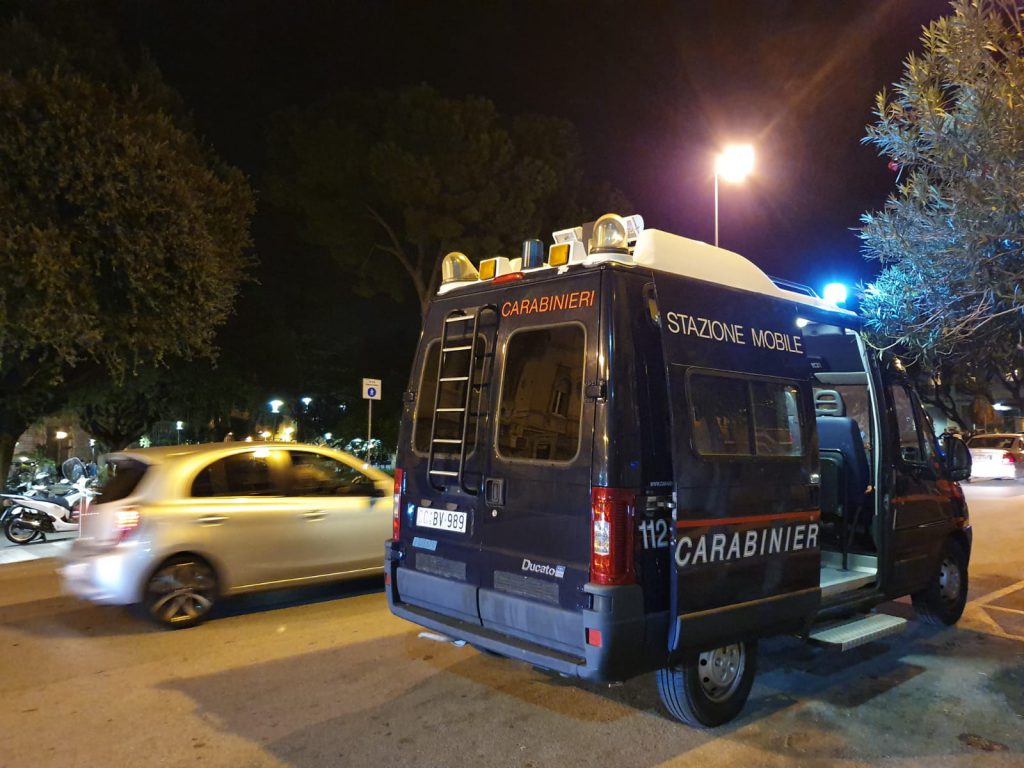 Controlli “Movida” Messinese, un arresto 13 denunce e 31 contravvenzioni elevate (Foto) Controlli “Movida” Messinese, un arresto 13 denunce e 31 contravvenzioni elevate (Foto)