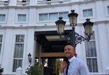 Il padrino Don Luigi, nuovo personaggio che spopola sul Web (Video)