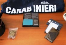 Nasconde un panetto di hashish negli slip a Caltagirone: arrestato