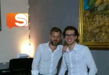 Canicattì, il Giardino dell’Arte e della Musica: workshop dedicato a musica e teatro L'insegnante Marco Curtopelle con il suo allievo Kevin Lauricella