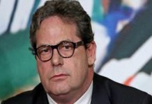 Sicilia, ultimatum di Miccichè: “O Eni fa le bonifiche o danno benzina gratis ai siciliani”