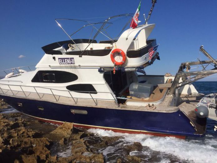 61 su yacht nel Siracusano