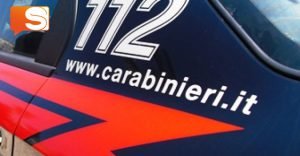Palma di Montechiaro, evade dai domiciliari e tenta di incendiare la porta di casa di un parente