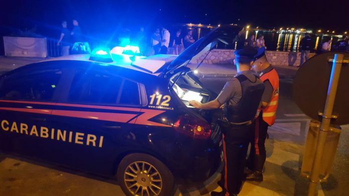 Giardini Naxos,denuncia giovani per porto abusivo oggetti atti ad offendere
