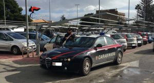 Agrigento, controlli a San Leone : carabinieri sui tetti, stangata per tre parcheggiatori abusivi.
