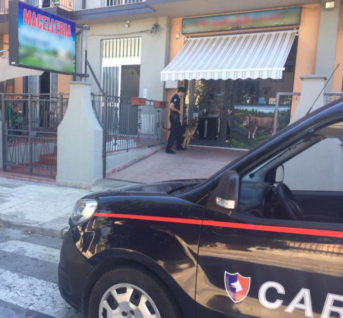 Basicò, droga in macelleria