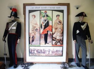 Messina, mostra foto divise carabinieri