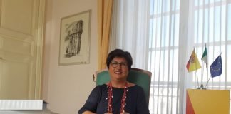 Naro, Ravanusa e Porto Empedocle. La Regione sposta i conferimenti dei rifiuti da Gela a Trapani. Rifiuti Naro, protesta dei Sindaci