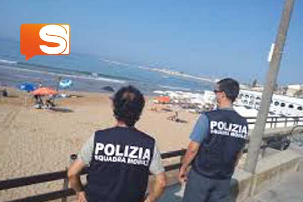 Polizia controlli in spiaggia