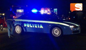 Sciacca, la polizia insegue due sospetti: esplosi due colpi in aria, foglio di via per due palermitani