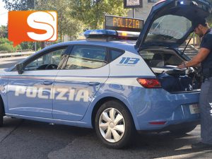 Sicilia, litiga per un parcheggio va a casa, si arma e spara due colpi