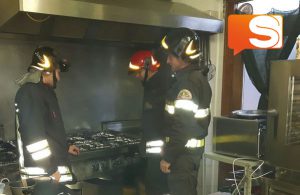 Sicilia,fuoco in cucina: ferita una donna