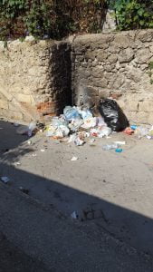 Canicattì, degrado sotto il ponte di via Enrico Toti: la segnalazione (Foto)