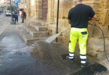 Pulizia-piazza-IV-Novembre-Canicattì