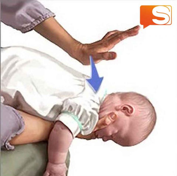 Bimbo di tre anni rischia di soffocare a Mondello.