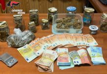 Taormina, nascondeva marijuana nell’abitazione: pusher arrestato dai Carabinieri Taormina-sequestro-droga-e-denaro-