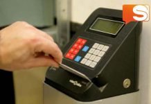Timbravano il cartellino e poi andavano a fare la spesa.