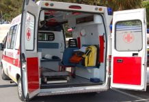 Sciacca, si sente male e chiama un’ambulanza ma il mezzo di soccorso è costretto a fermarsi