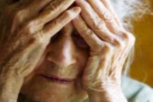 Agrigento, depreda gioielli ad anziana spacciandosi per funzionario: è caccia al malfattore