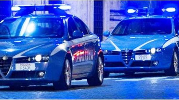 polizia, sequestro derrate alimentari polizia, sequestro derrate alimentari