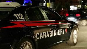 Sicilia, rubano carta di credito e spendono denaro: arrestati due uomini