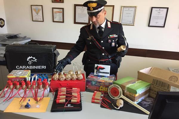 carabinieri-petardi-botti-Copy