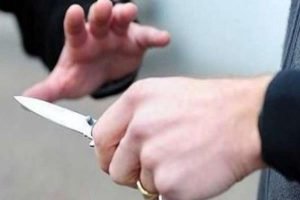 Racalmuto, violenta lite tra vicini: sfiorata la tragedia